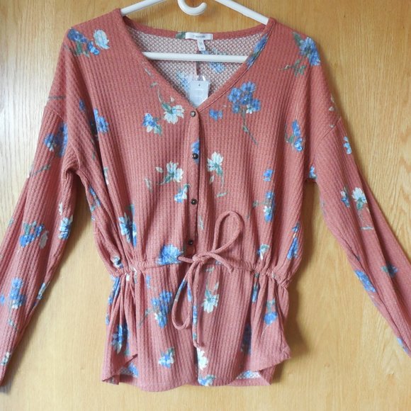 Maurices Tops - Maurices Waffle Knit L/S Top Size M
